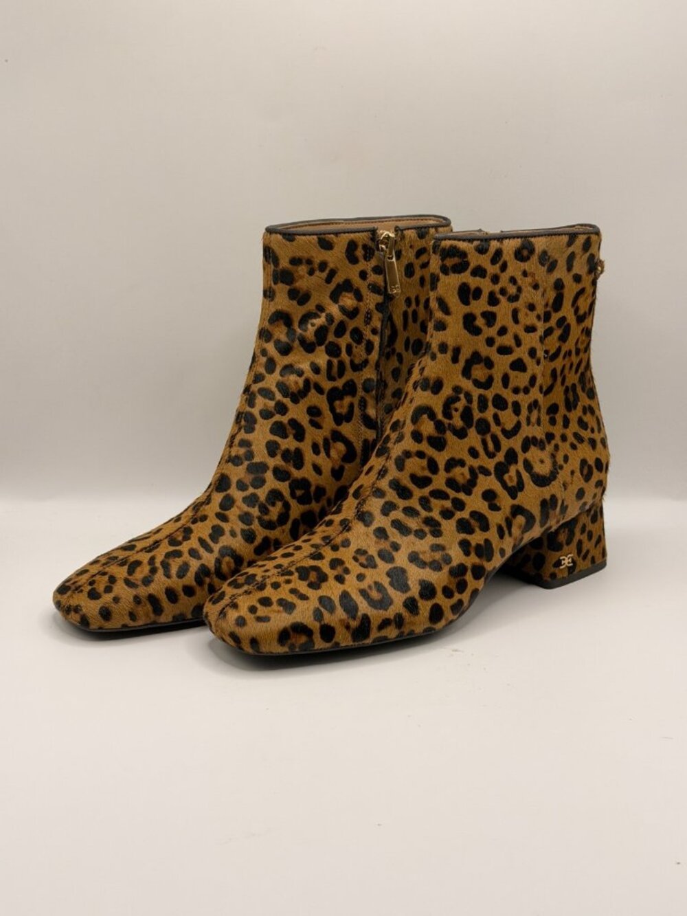 Sam Edelman Womens Paige 2 Leopard Real Fur Ankle Boots Sz 6